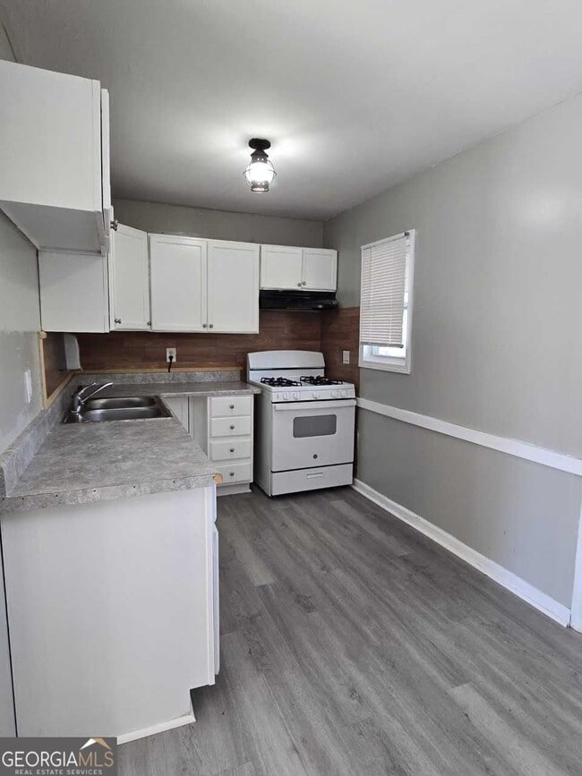 Building Photo - 468 Morrow Rd