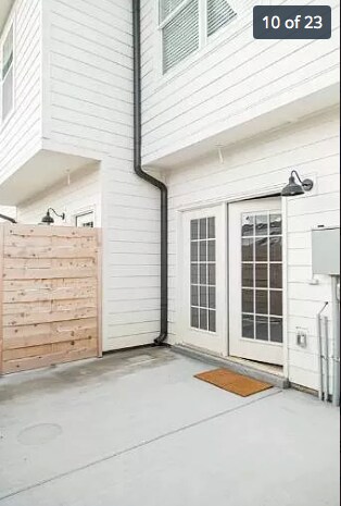 Patio - 2343 Patrick Ave