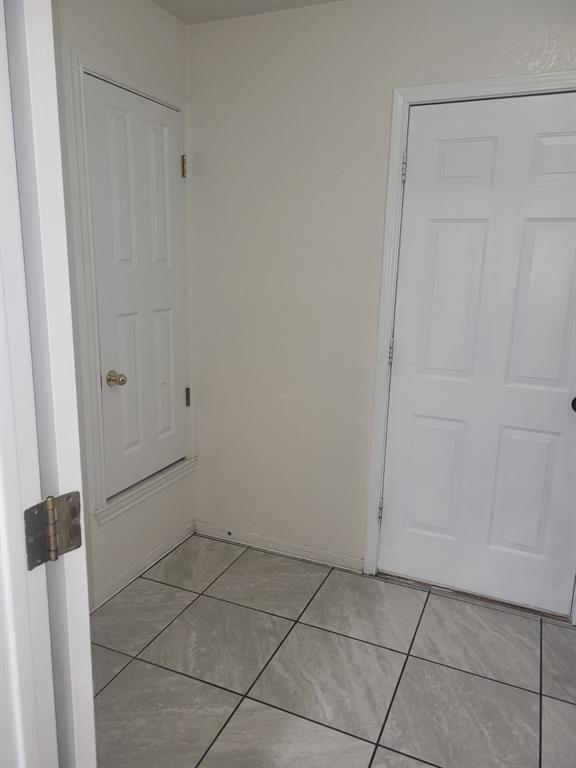 Building Photo - 4805 Joseph Dr