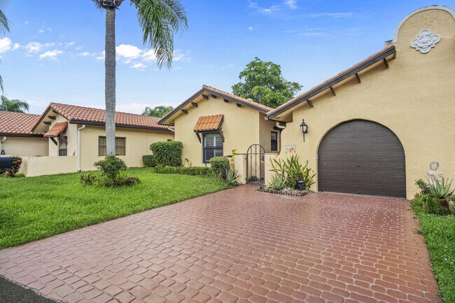 Primary Photo - 5281 Bolero Cir