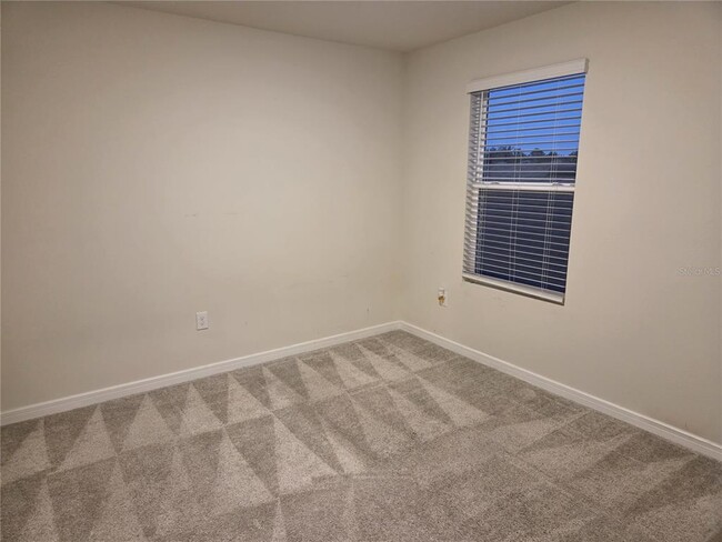 Building Photo - 1280 Regal King Dr