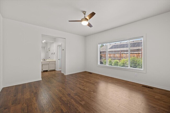 Building Photo - 2485 Greenfield Ct