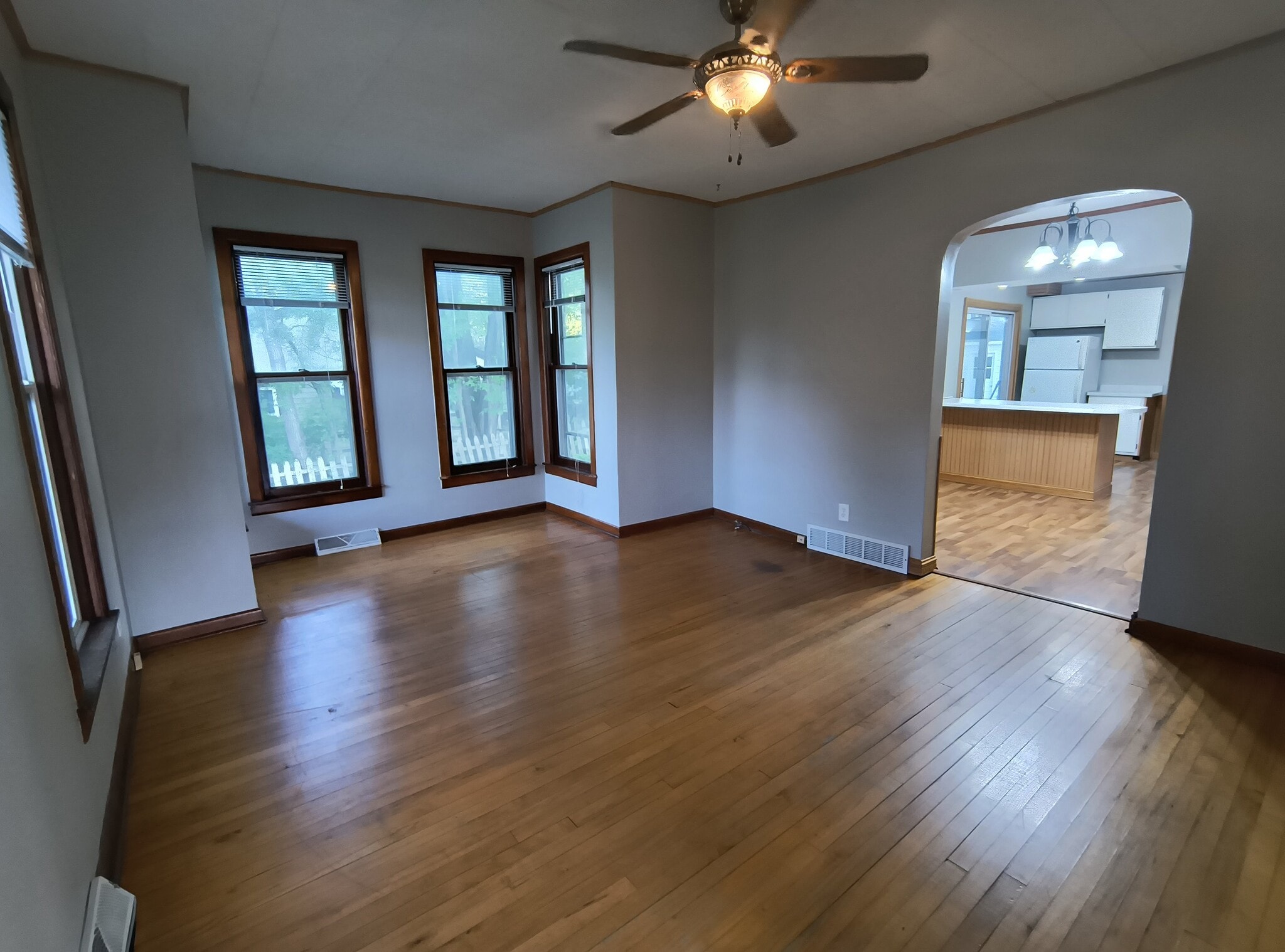Building Photo - 2332 3rd St