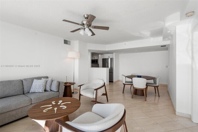 Building Photo - 800 Claughton Island Dr