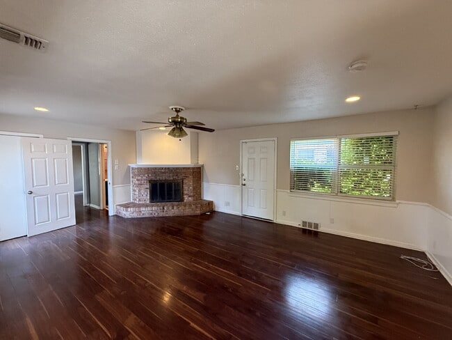 Building Photo - 3525 Cripple Creek Dr