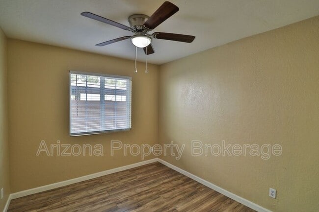 Building Photo - 601 W Rio Salado Pkwy