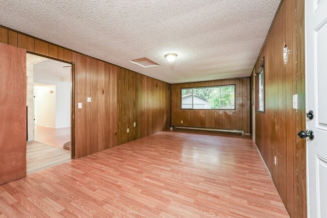 Building Photo - 6825 180th St SE