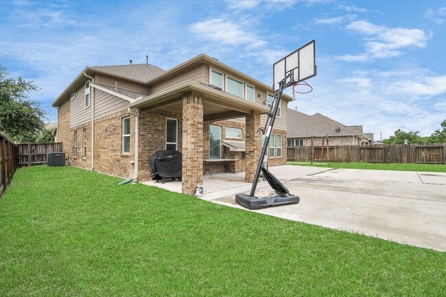 Building Photo - 8002 Mesquite Hill Ln