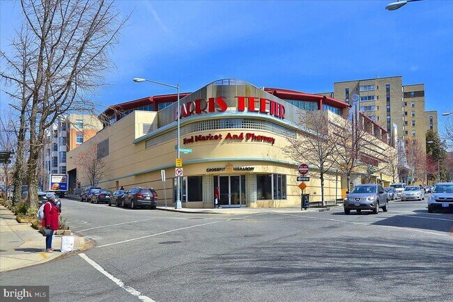 Building Photo - 1851 Columbia Rd NW