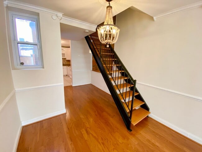 Building Photo - Charming 2 Bedroom/ 1.5 Bathroom Townhome in Fells Point Home w/ Private Patio!
