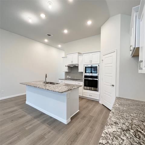 Building Photo - 1310 Sundance Ln