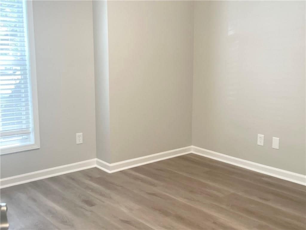 Building Photo - 2715 Sterling Creek Pointe