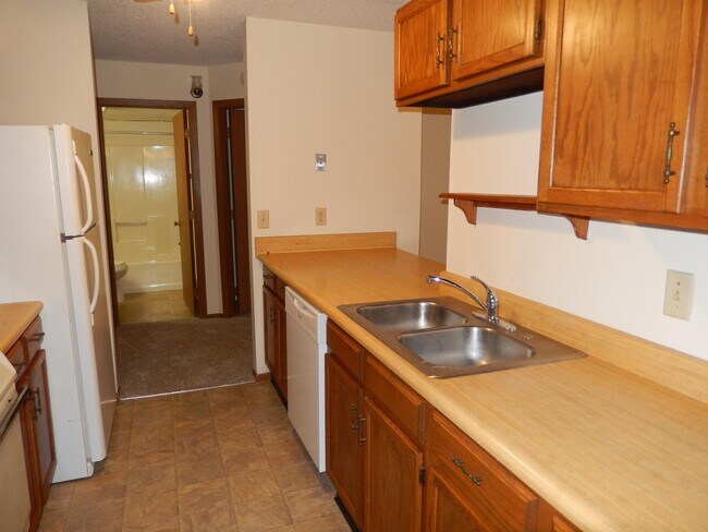 Building Photo - 4141 Karl Rd