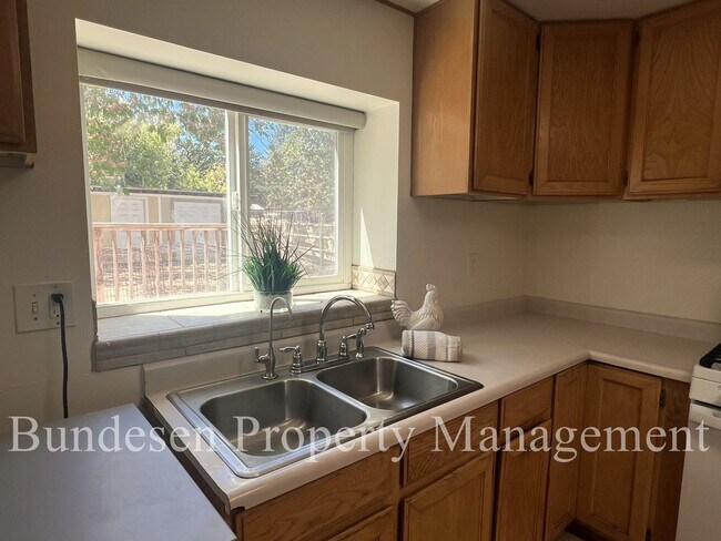 Building Photo - 6030 Fredricks Rd
