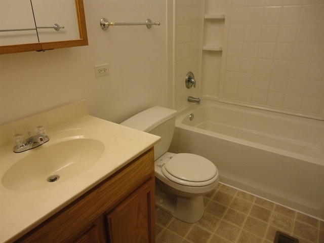 Building Photo - 609 Circle Dr