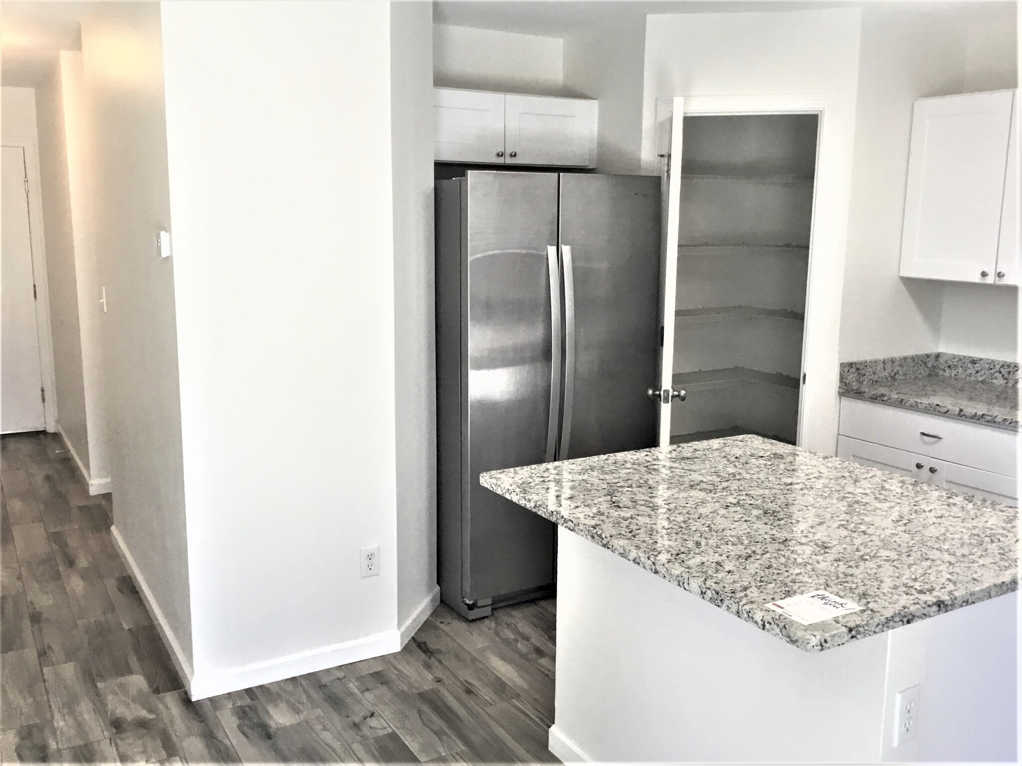 Building Photo - 10244 Shawna St NW