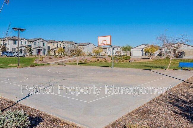 Building Photo - 5821 W Pueblo Ave