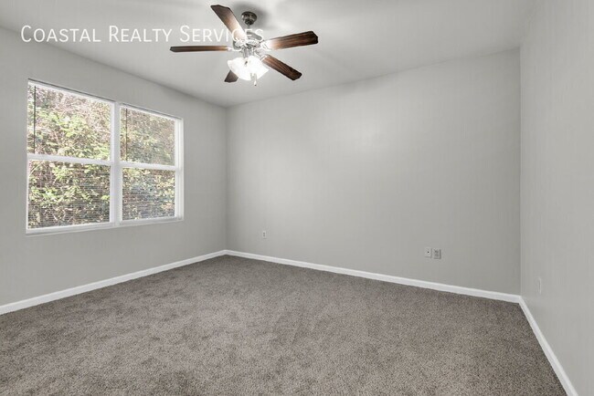 Building Photo - 1367 US-98