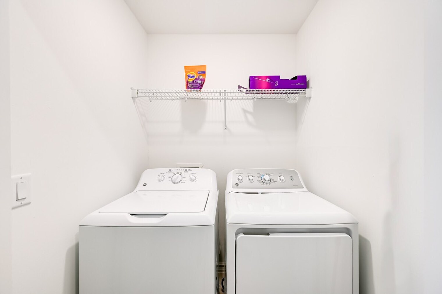 Building Photo - 5709 Melbourne Ct