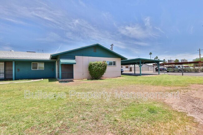 Primary Photo - 3415 N 11th Ave