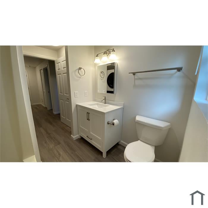 Building Photo - 629 Adele Ave