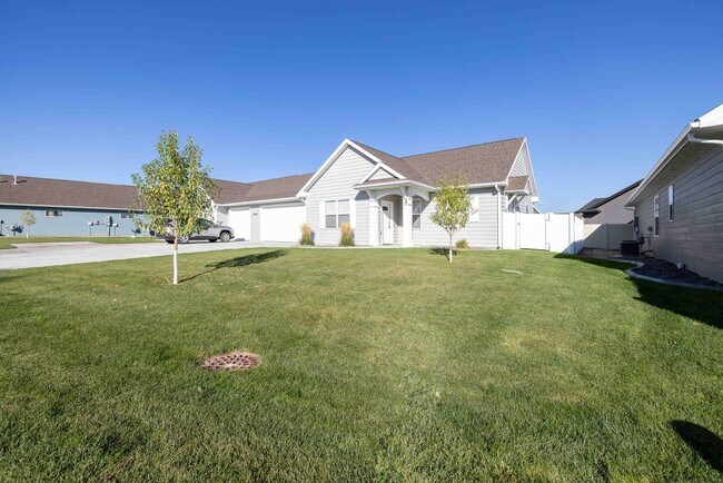 Building Photo - Newer 2 bedroom condo for rent!