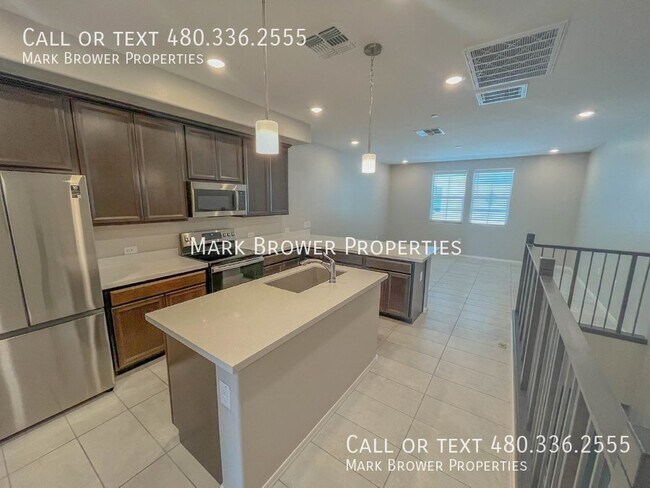 Building Photo - 2661 S Sulley Dr