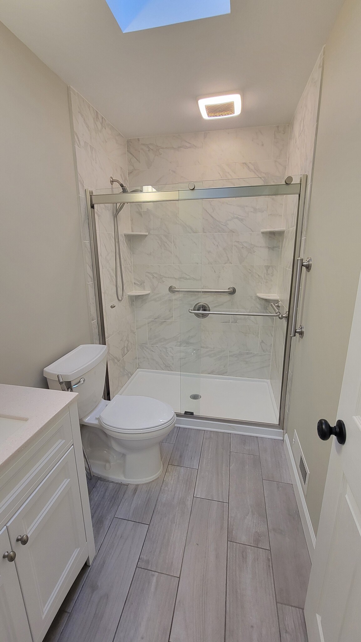 Building Photo - 23 Princeton Dr