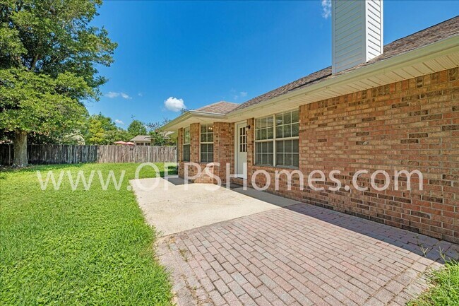 Building Photo - 4 Bedroom Home in Antioch Estates