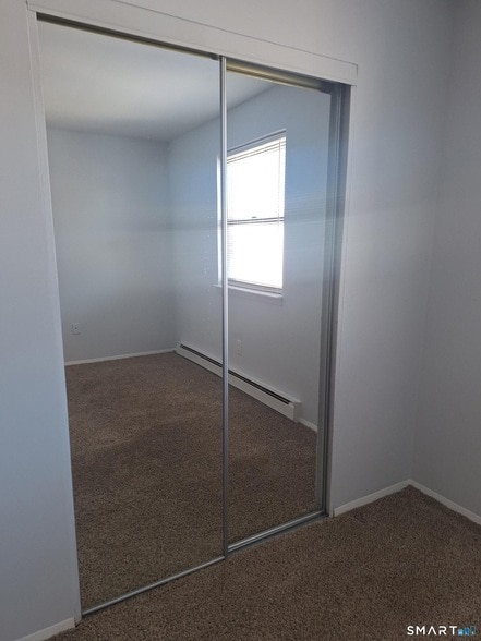 Building Photo - 217 Hollister Ave