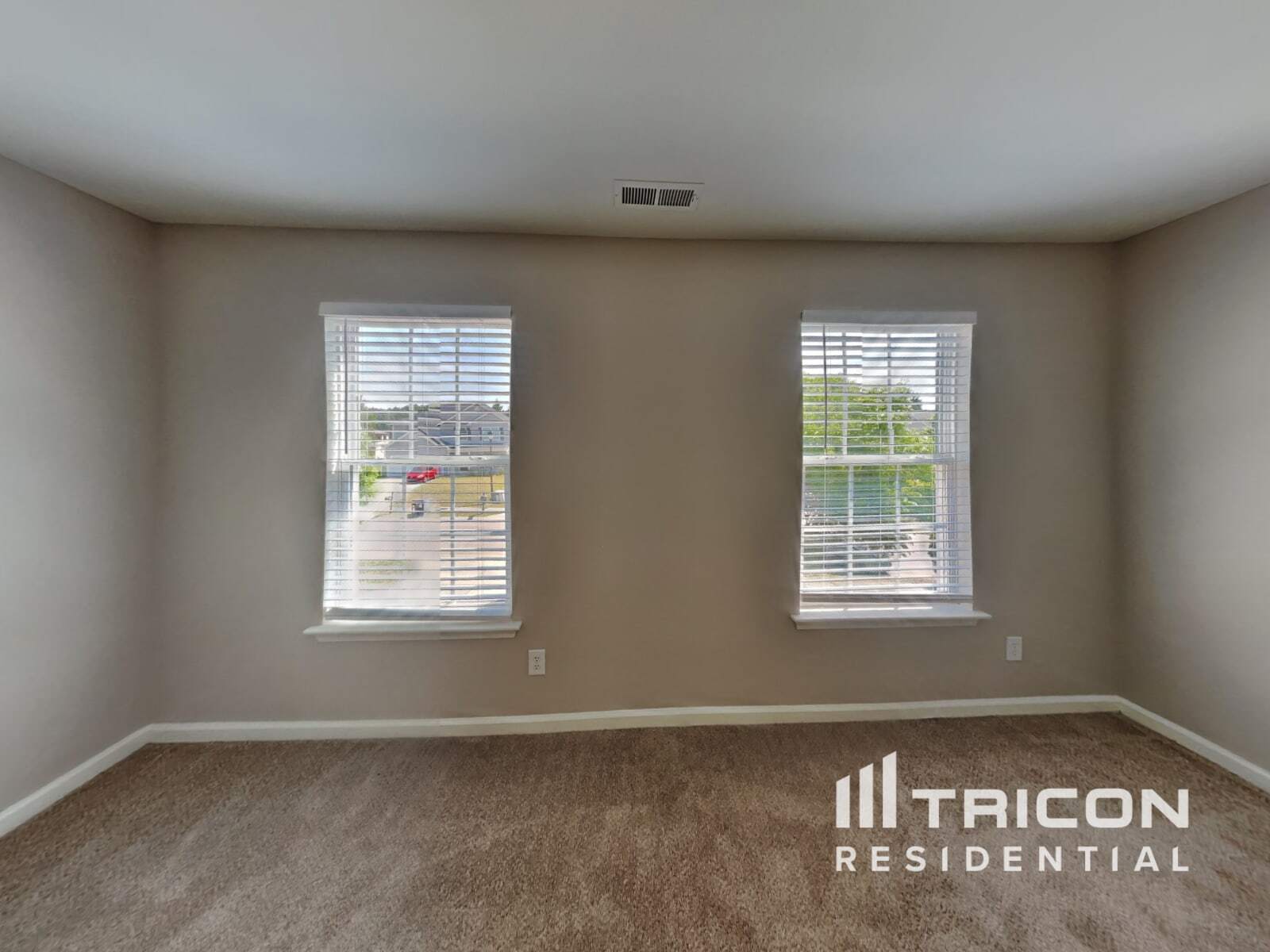 Building Photo - 1104 Braemar Highland Dr