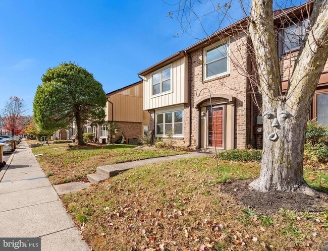 Building Photo - 3964 Bainbridge Ct