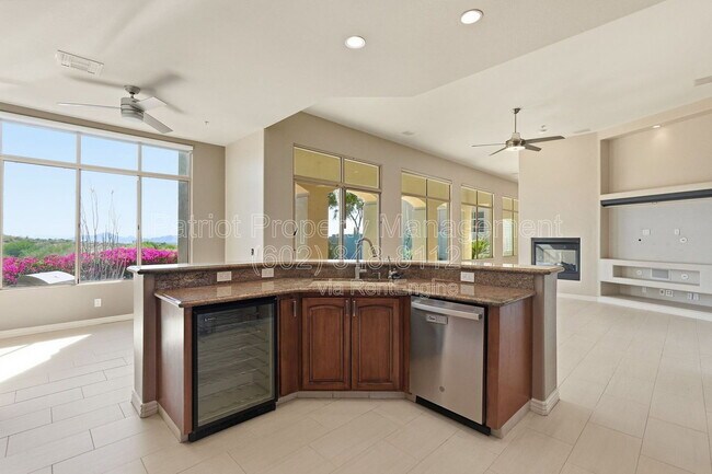 Building Photo - 11047 E Mirasol Cir