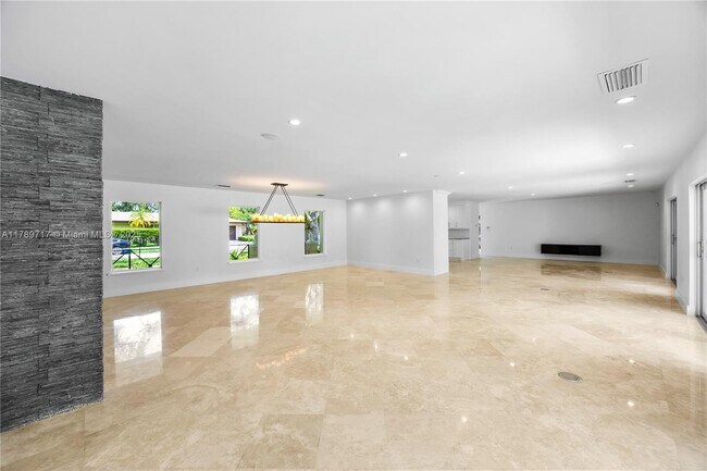 Building Photo - 14321 SW 78th Ct