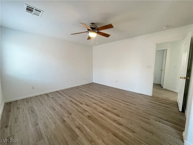 Building Photo - 9758 W Hanover Grove Ave