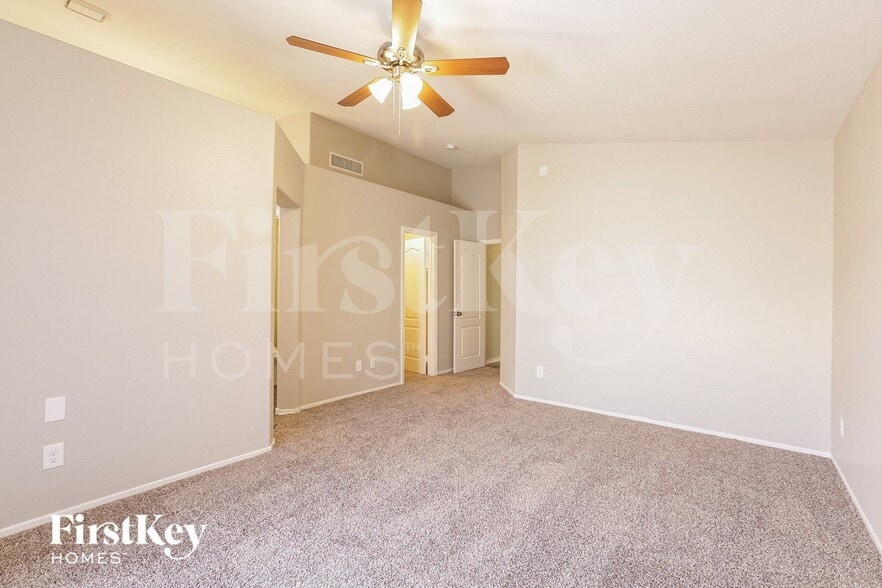 Building Photo - 1900 Toscanini Way