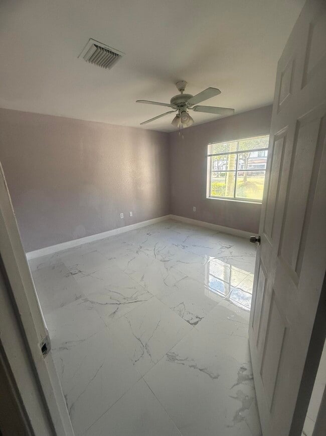 Building Photo - 9831 NW 24th St