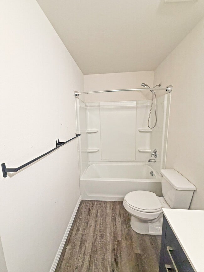 Building Photo - 2718 Bernuda, San Antonio, TX 78222