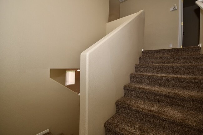 Building Photo - Beautiful Southwest 2-Story Home with Spacious Layout & Covered Patio