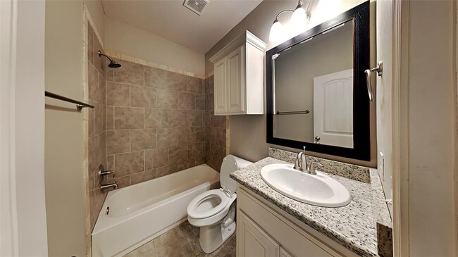 Building Photo - 2208 Mill Creek Way
