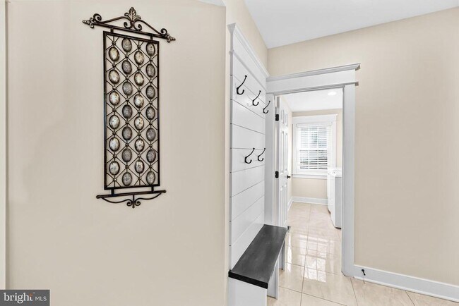 Building Photo - 46564 Hampshire Station Dr