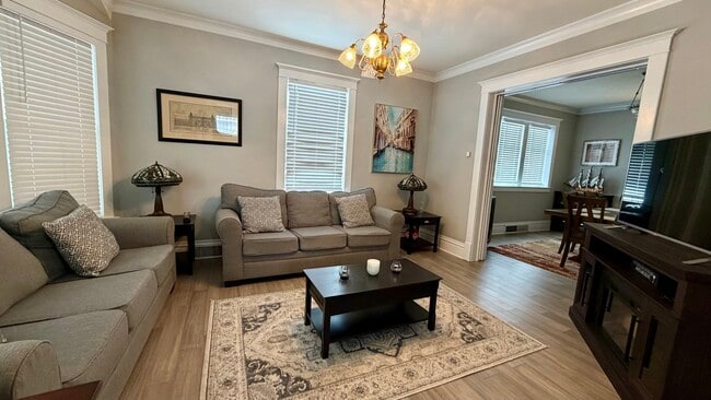 Building Photo - 500 Barrett St