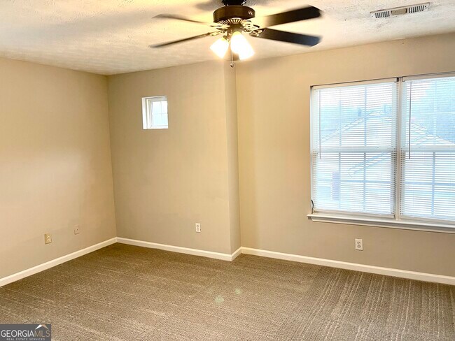 Building Photo - 650 Windcroft Cir NW