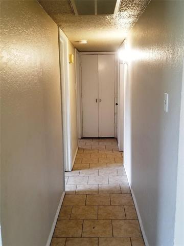 Building Photo - 1700 Justin Lyn St