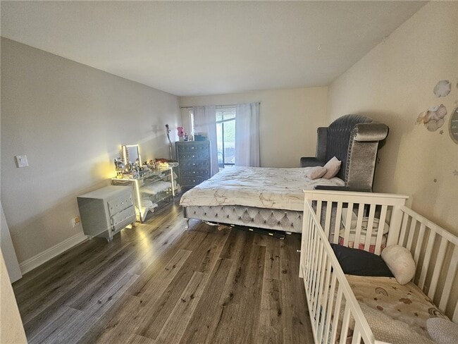 Building Photo - 545 S Ranch View Cir