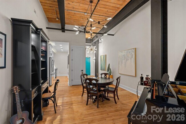 Building Photo - 310 Arlington Ave