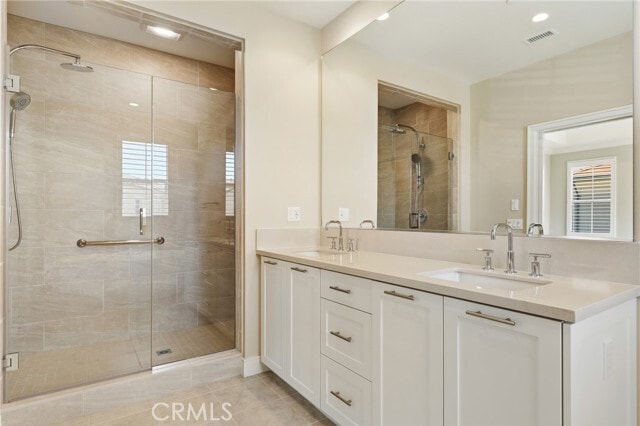 Building Photo - 131 Halworth