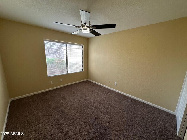 Building Photo - 8919 S Lori Ln