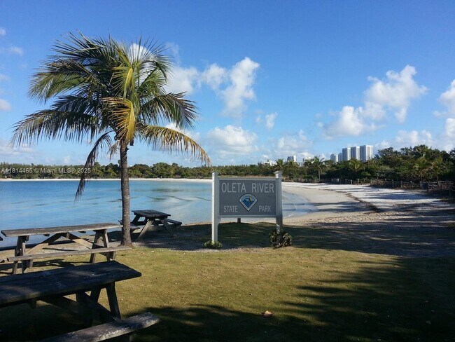 Building Photo - 300 Sunny Isles Blvd