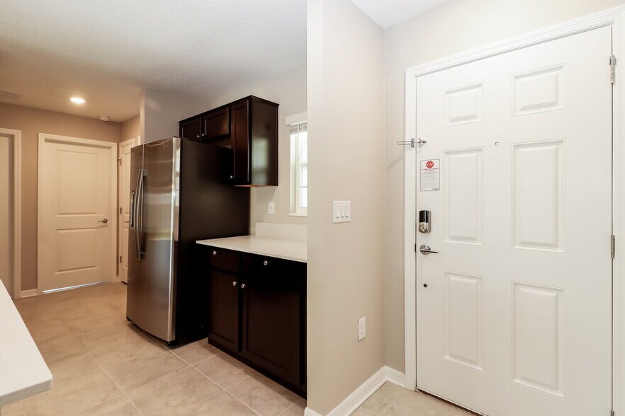 Building Photo - 4295 Sunny Creek Pl